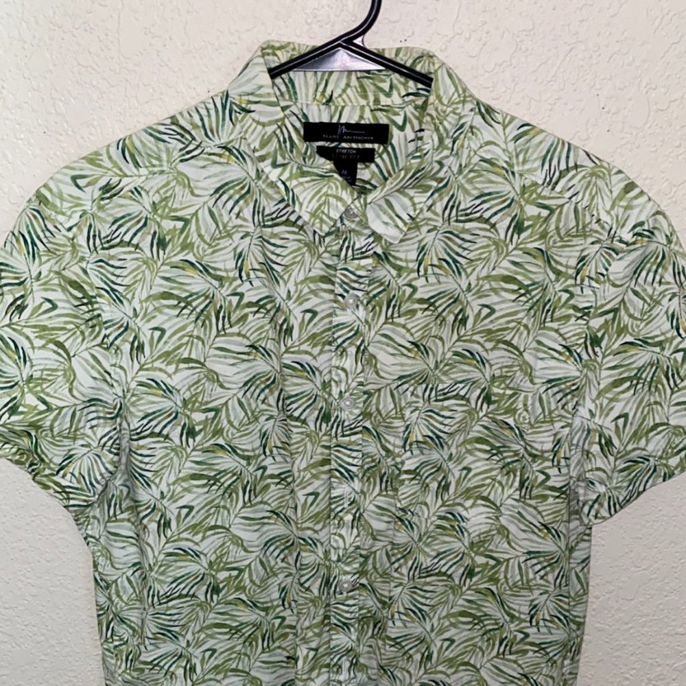 Marc Anthony floral button up shirt